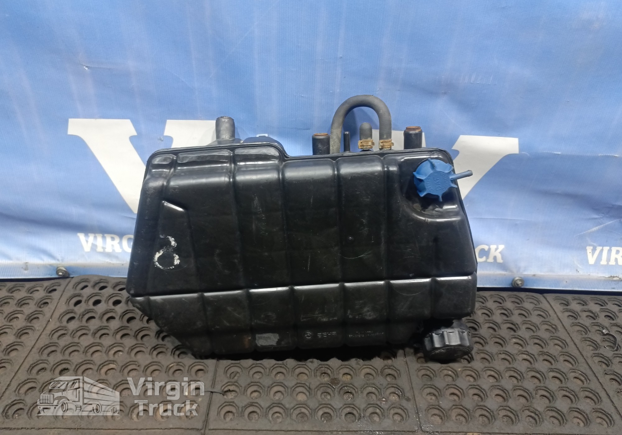 20170630 Бачок расширительный для Daf CF