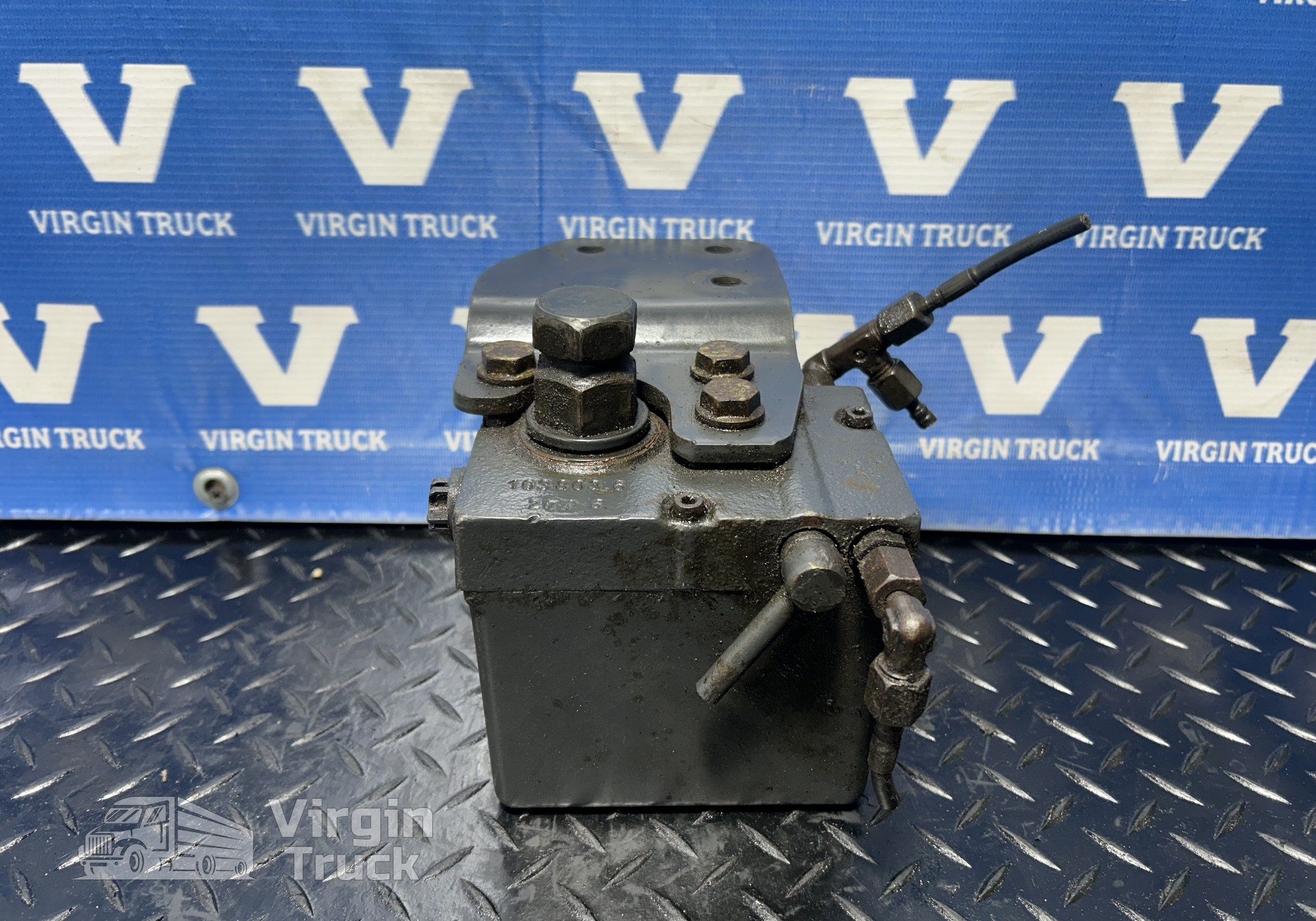 A0015533801 Подвеска и подъем кабины для Mercedes-Benz Actros MP3 (с 2008)