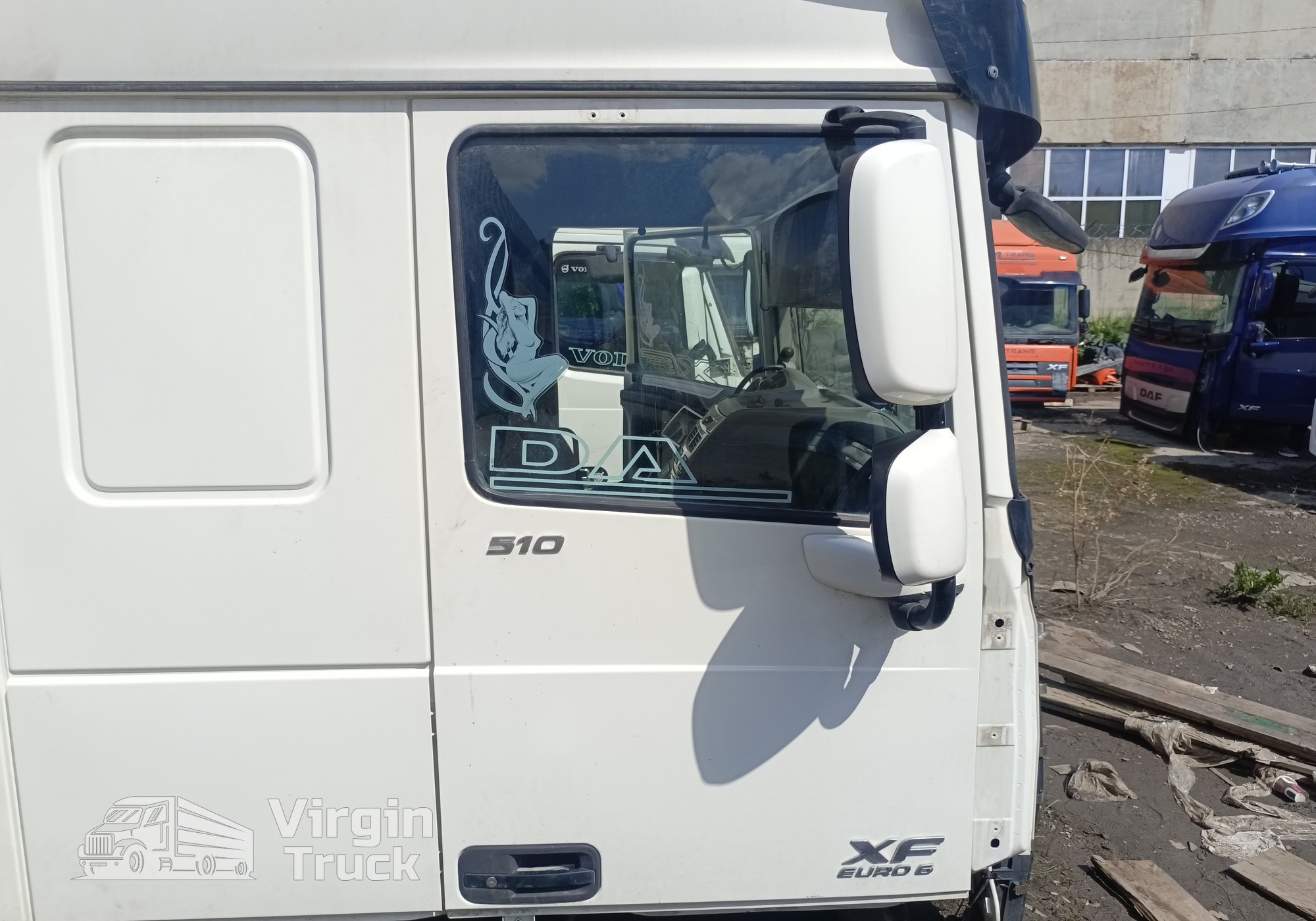 Дверь для Daf XF106 (с 2012)