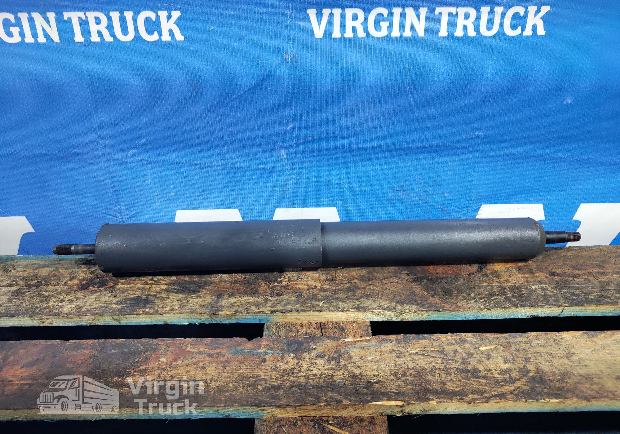 1942781 Амортизатор