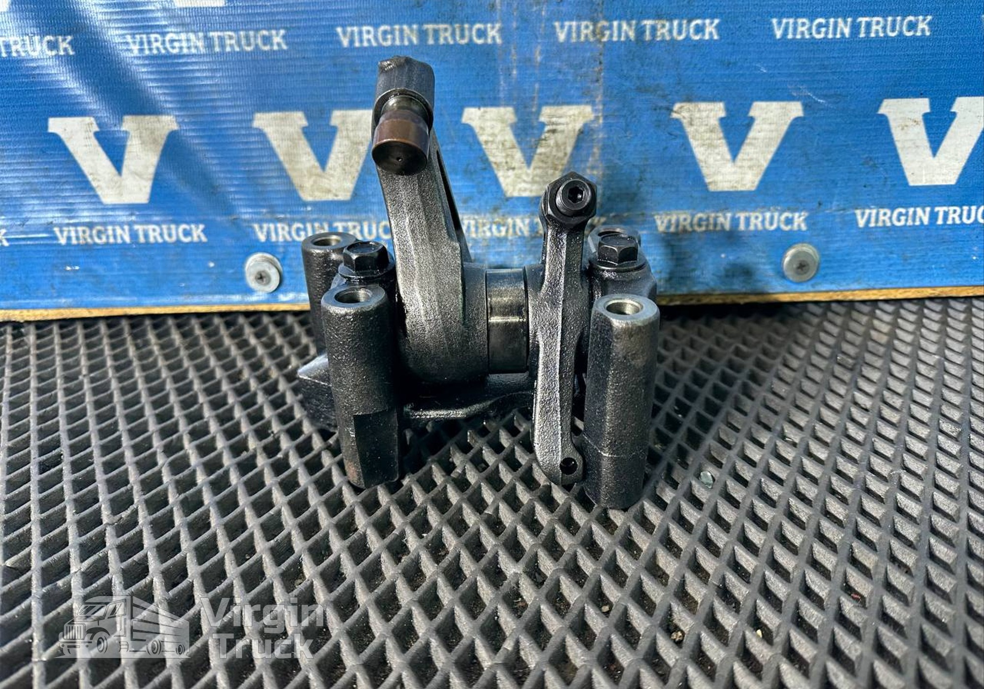 1858755 Вал рокеров 2019г. для Daf XF105 (с 2005)