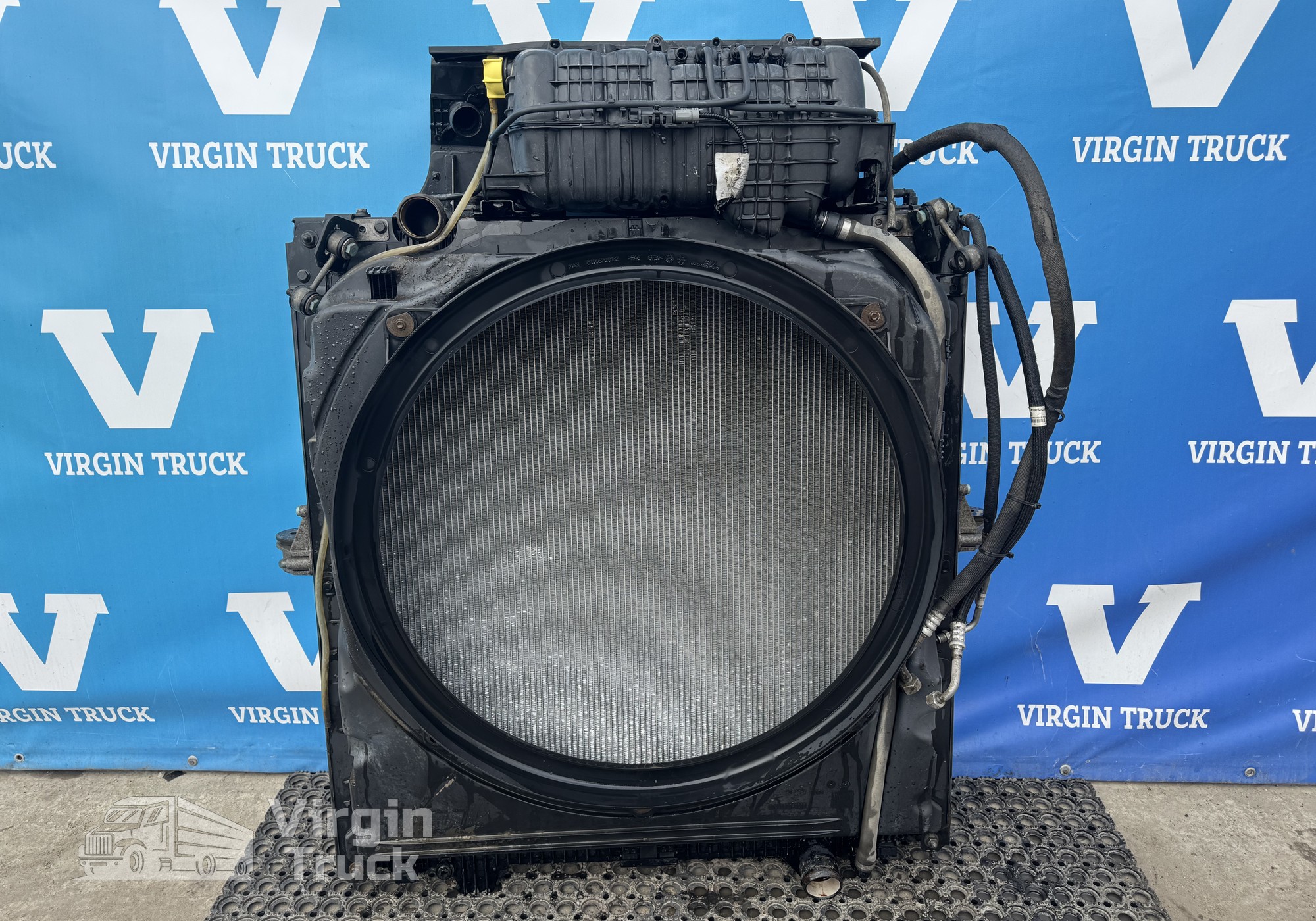 81061006875 Кассета радиаторов в сборе для Man TGX II (с 2012)