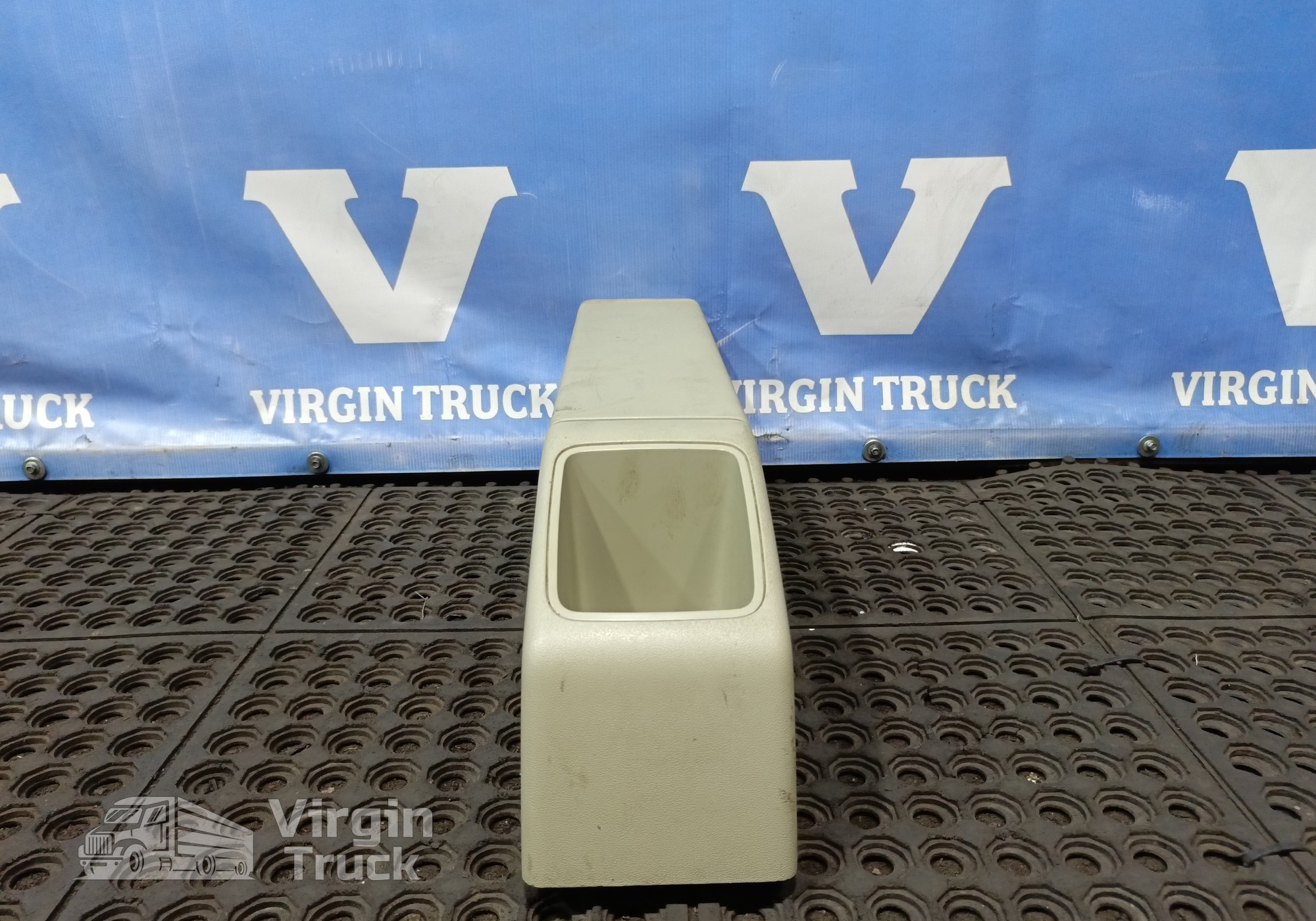 84001997 Бардачок спальника для Volvo FH 4 (с 2012)