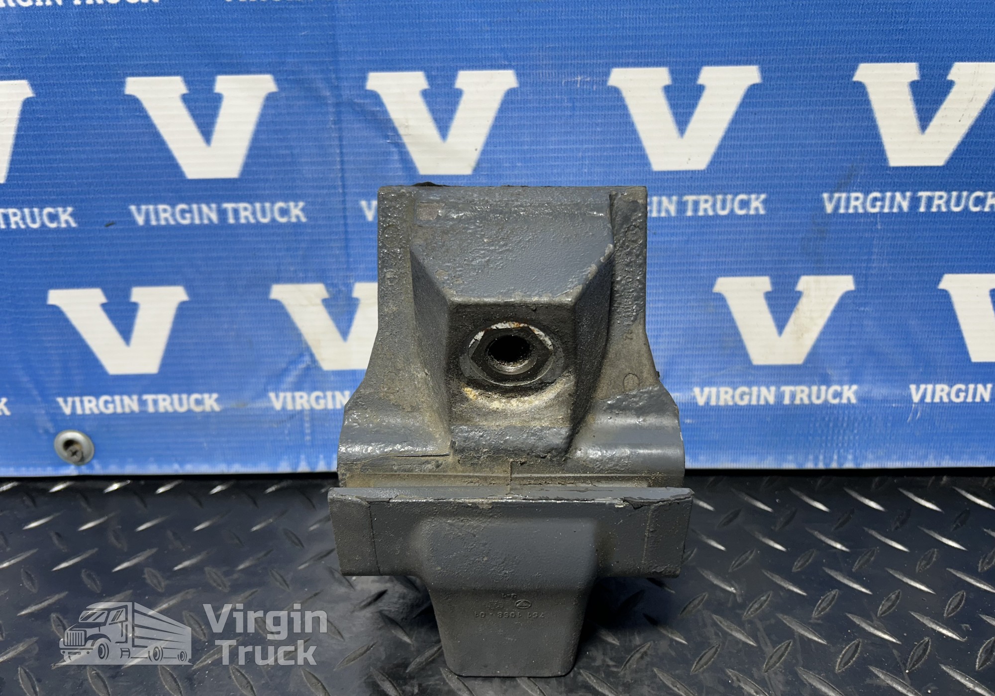 1806735 Опора двигателя для Daf XG