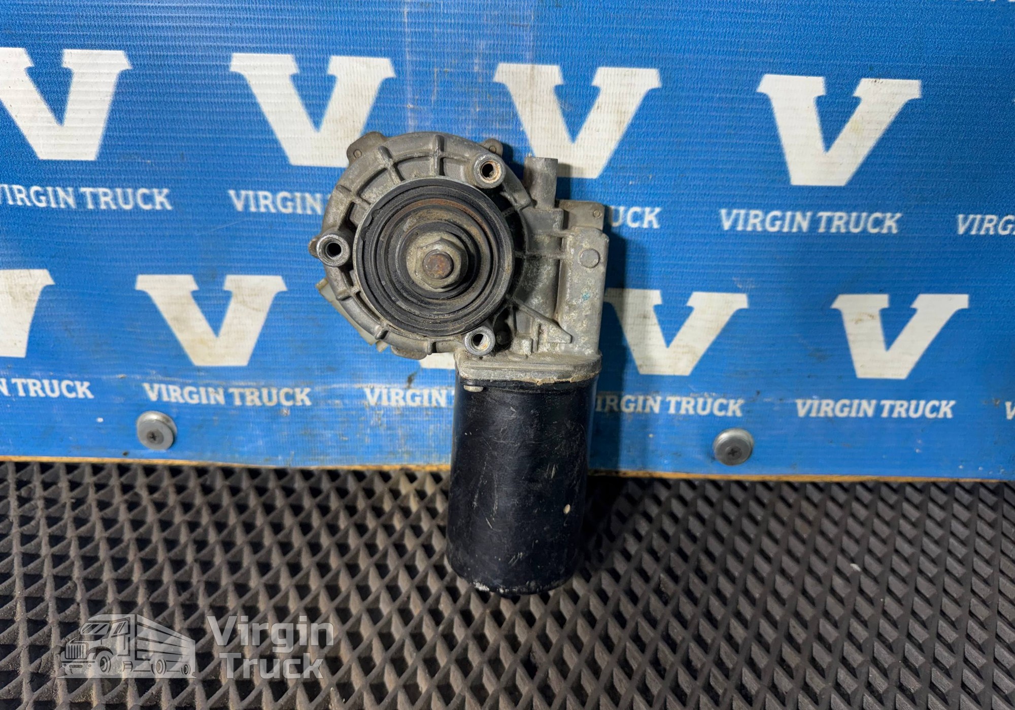 1254891 Моторчик стеклоочистителя 24V для Daf 95XF