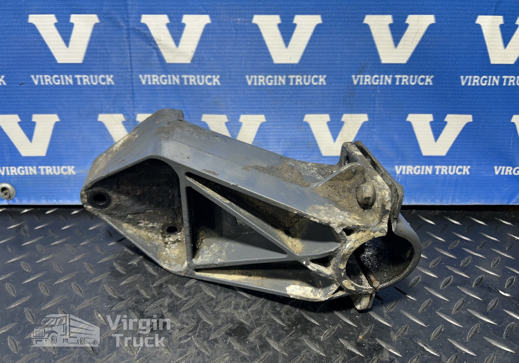 2326120 Кронштейн для Daf XG (с 2021)