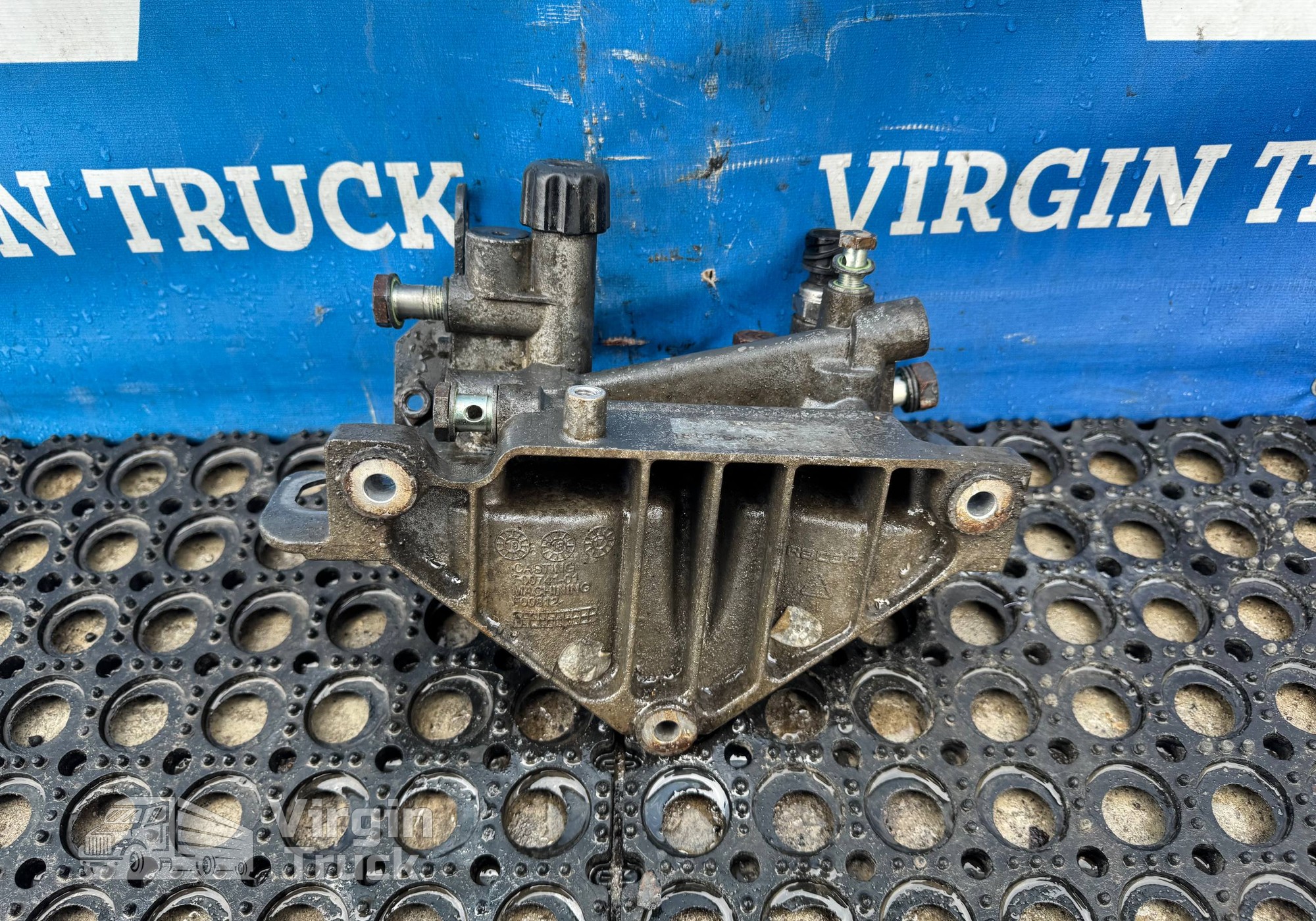 21023285 Корпус топливного фильтра