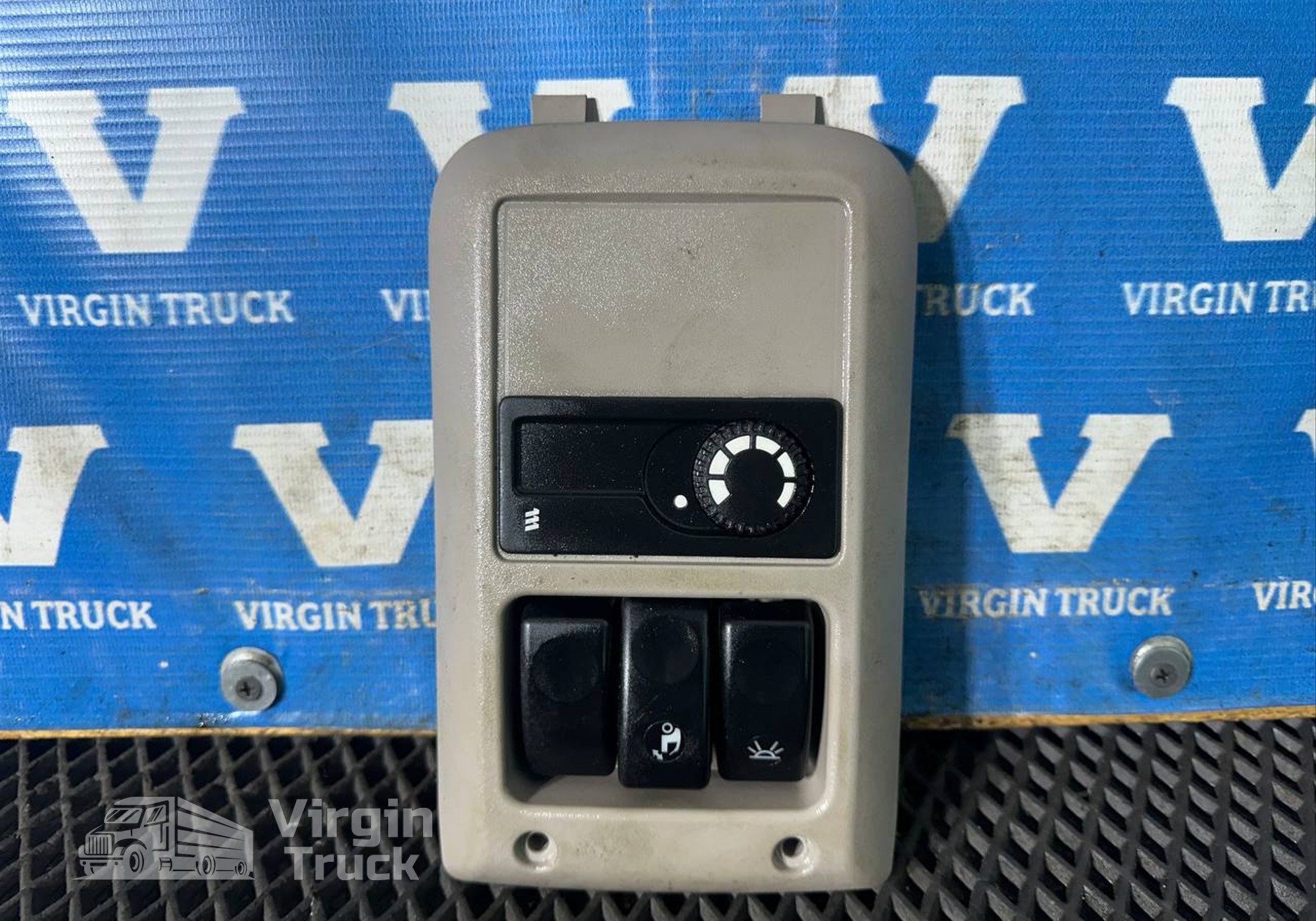 1933962 Накладка приборной панели для Daf XF105 (с 2005)