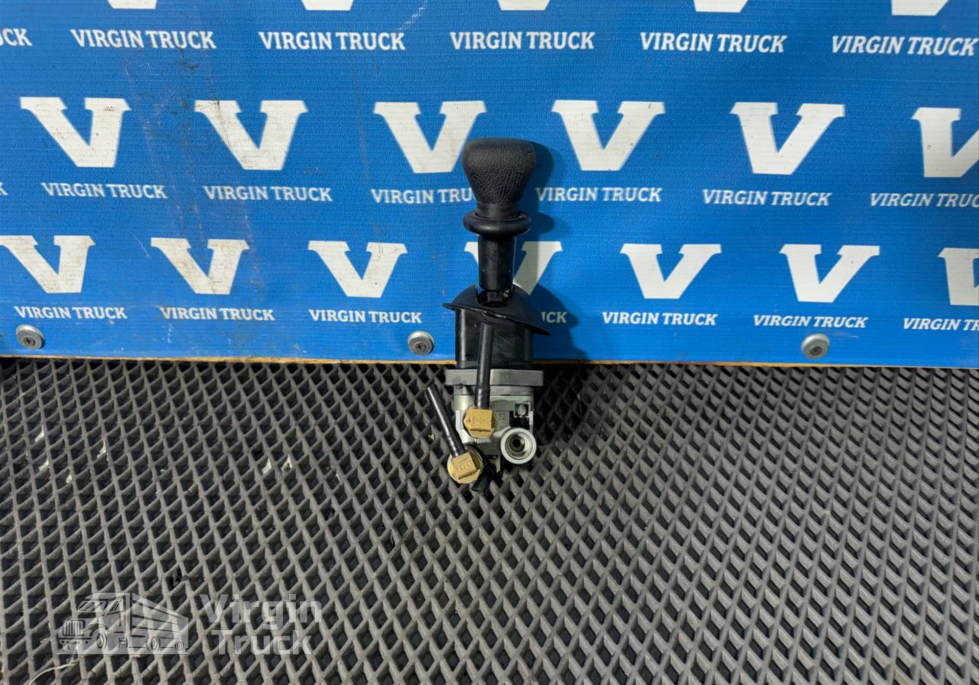 1734006 Кран ручного тормоза для Daf XF105 (с 2005)