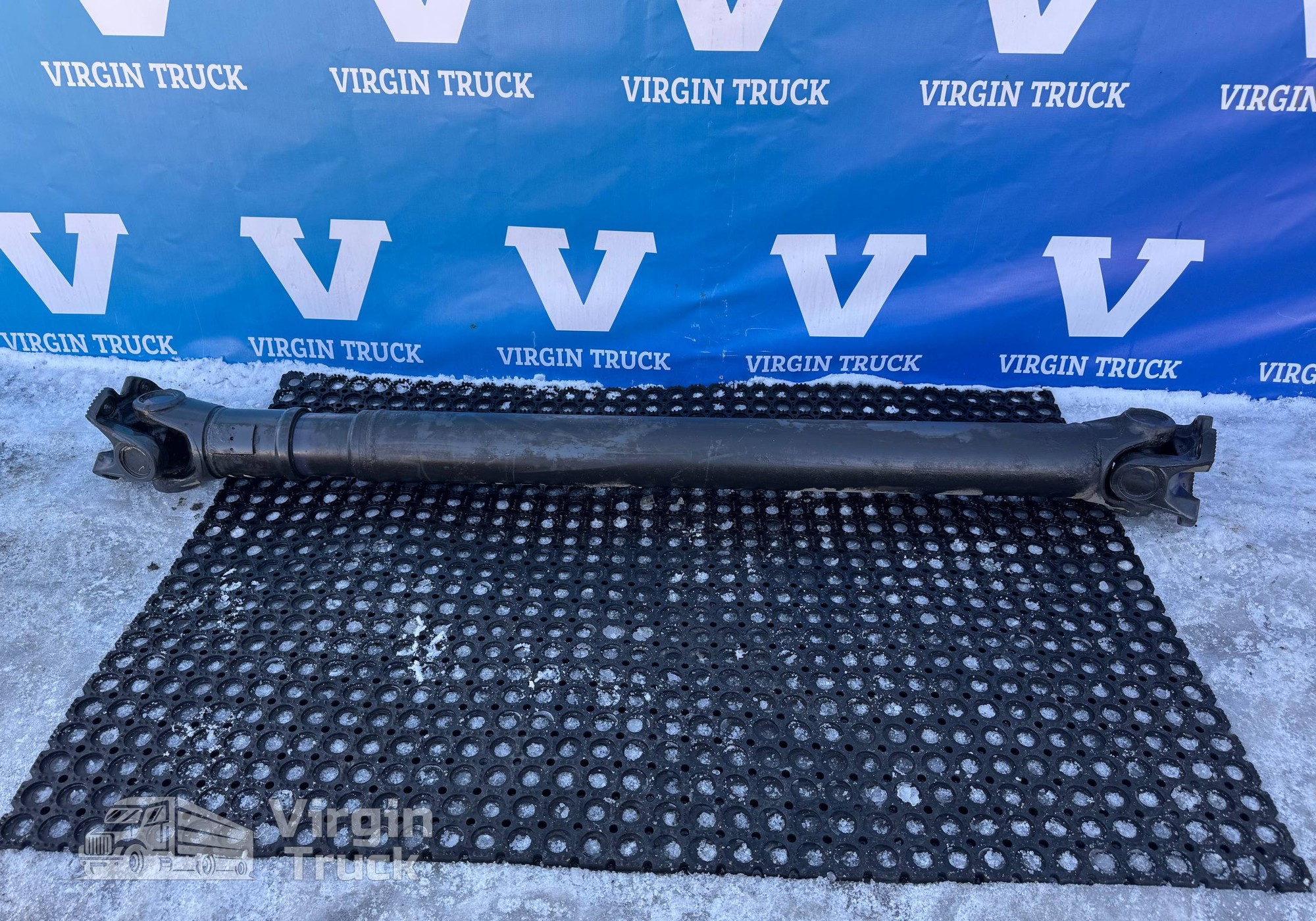 1659542 Вал карданный 2017г