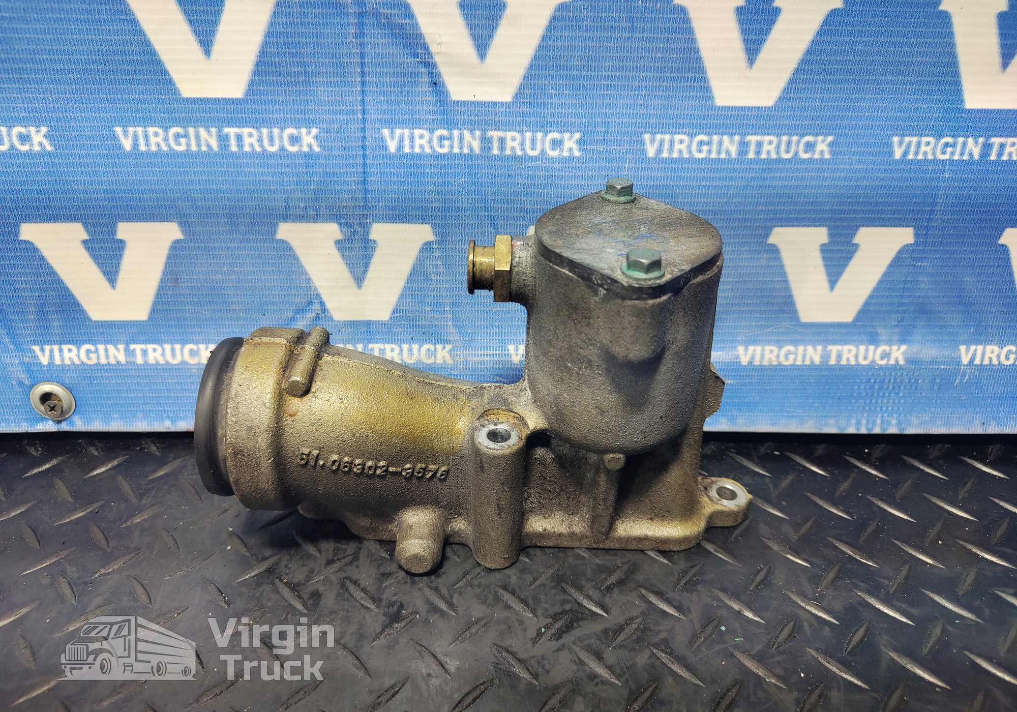 51063023576 Патрубок для Man TGX II (с 2012)