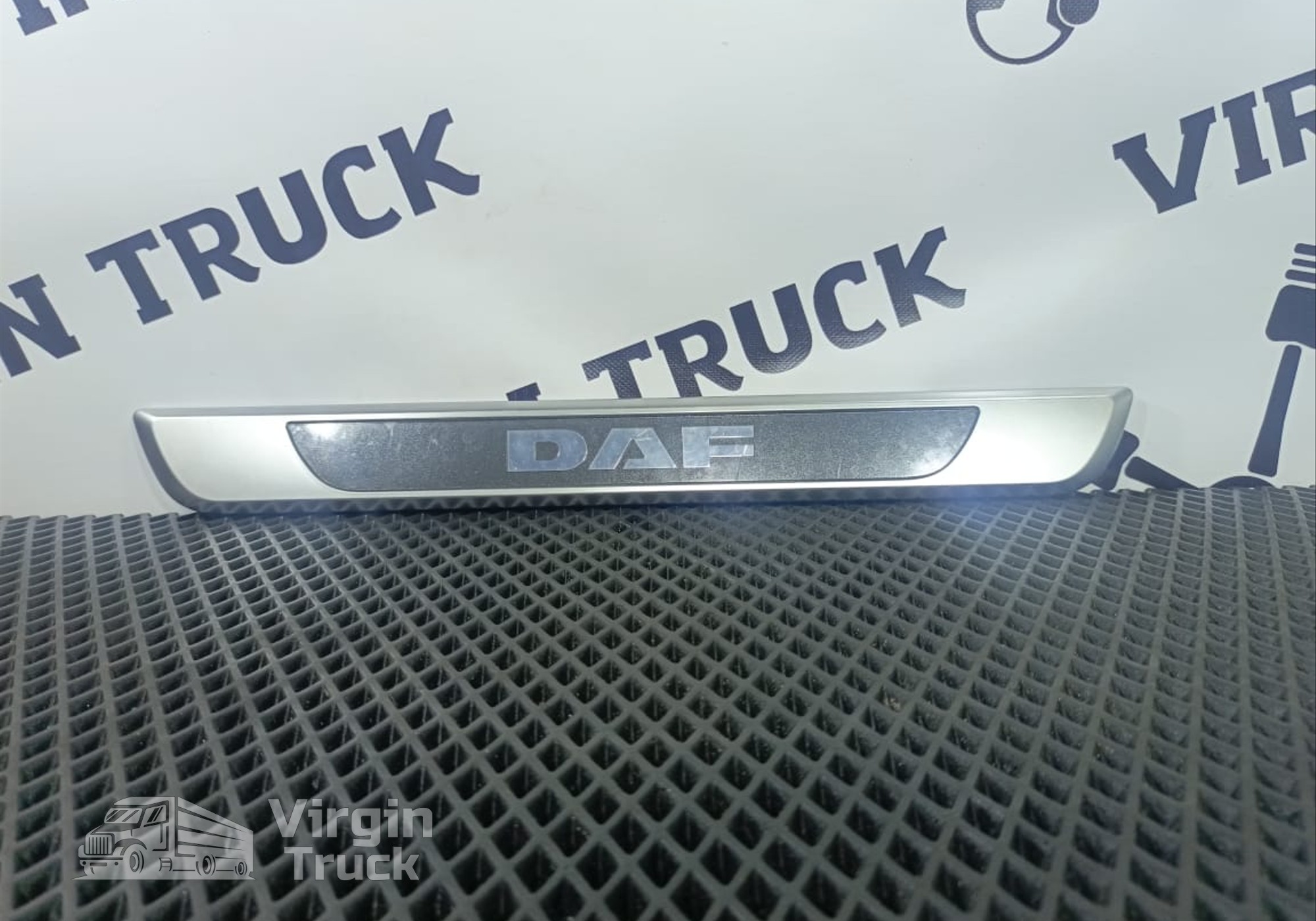 2140259 Накладка для Daf XF106 (с 2012)