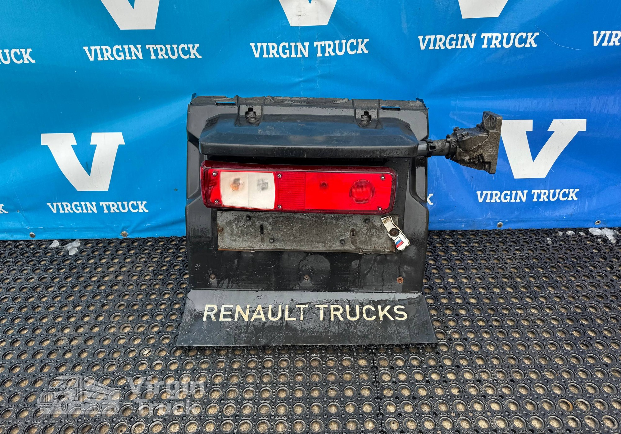 7421094394 Крыло заднее левое задняя часть для Renault