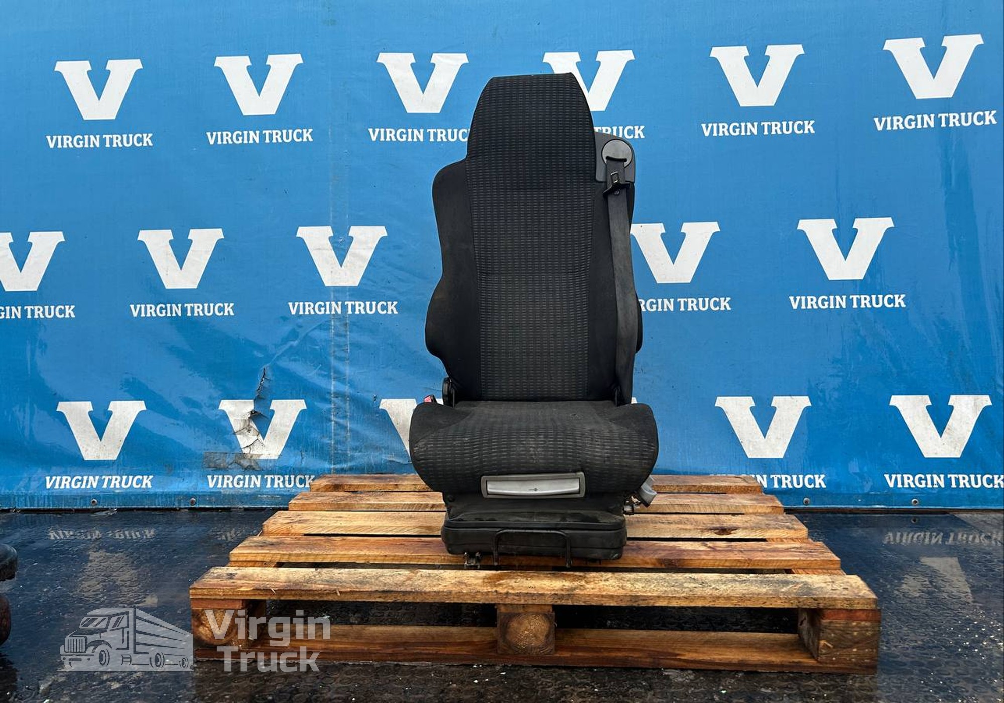 81623076665 Сиденье водительское пневматическое для Man TGM I (с 2005 по 2008)