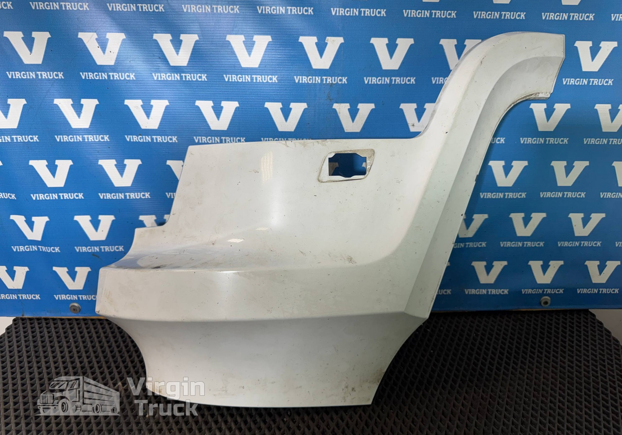 9608859408 Облицовка фары левой для Mercedes-Benz Actros New Actros MP4 (с 2011)