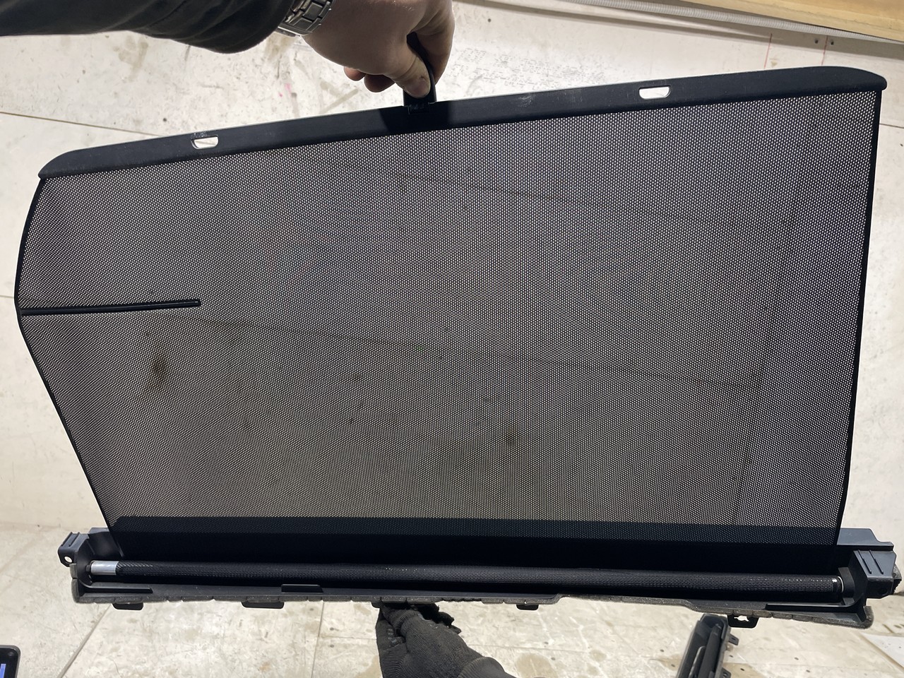 шторка соренто. шторка багажника киа соренто. шторка в багажник киа соренто 1. шторка солнцезащитная на kia sorento 2022. шторка багажника киа соренто прайм.